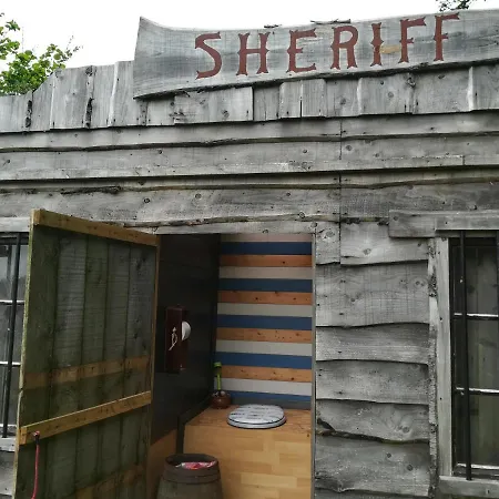 Roulotte Coin De Nature Bed & Breakfast *